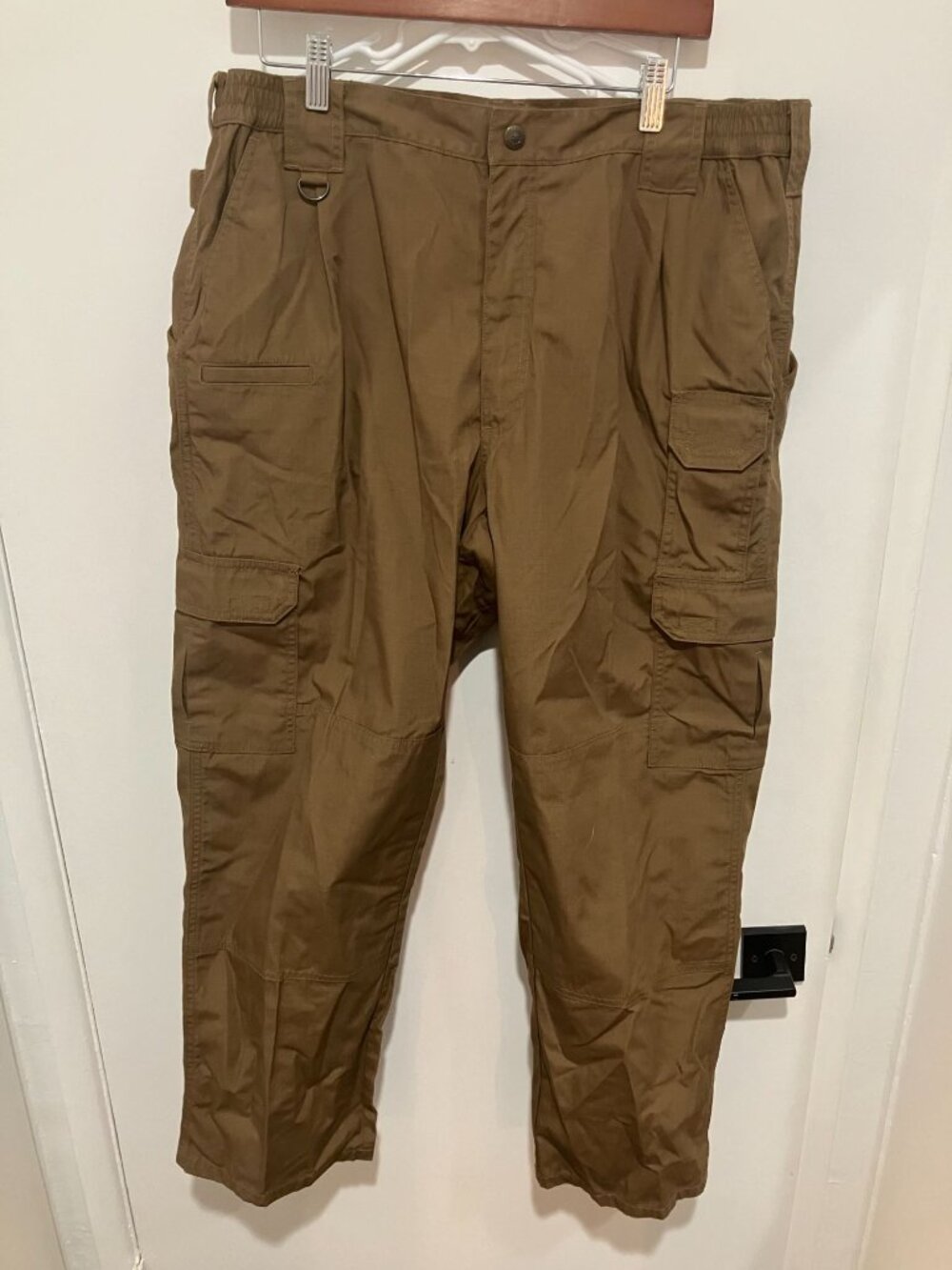 5.11 Tactical Men’s Heavy Duty Cotton Cargo Pants, Coyote Brown Size 38x30